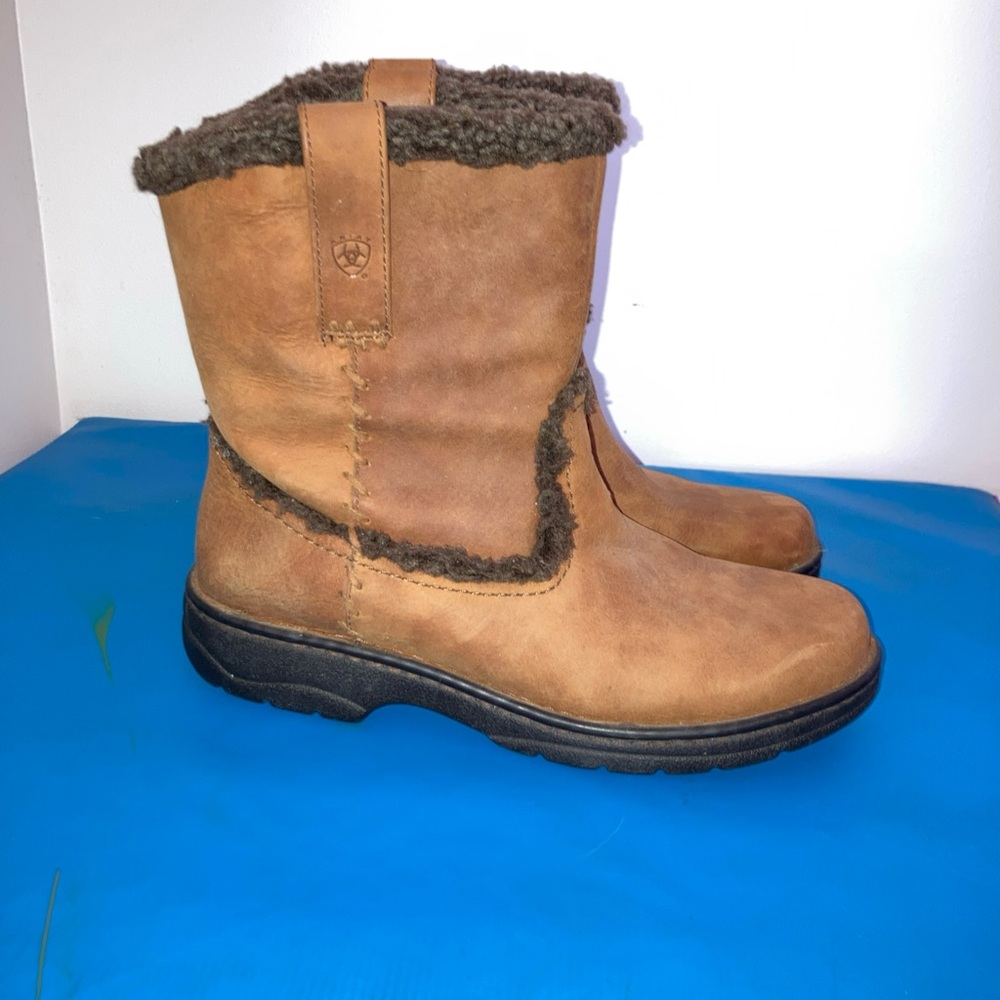 Ariat Tan Winter Boots with Fuzzy Lining and Black Sole